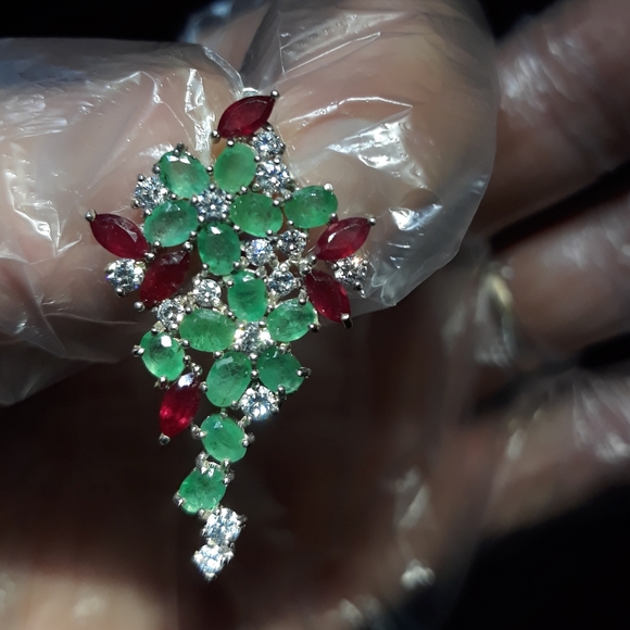 Natural Emerald/Ruby Earrings k5 - Picture 3 of 3